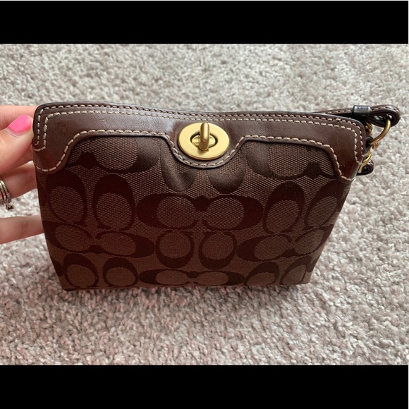 NWT authentic Coach bag - Picture 2 of 3